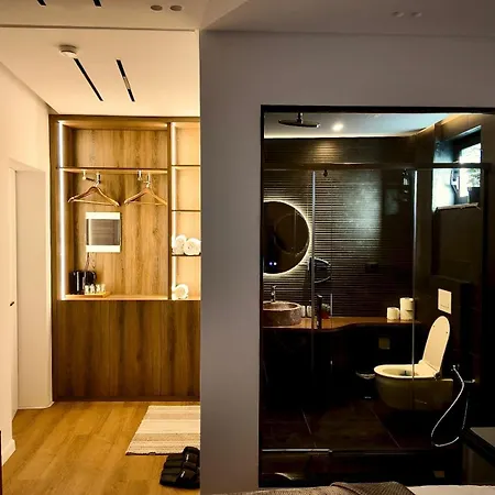 アパート Fivenco - Private W King Bed Modern