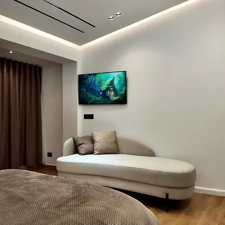 Fivenco - Private W King Bed Modern アパート