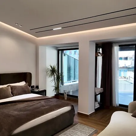 Fivenco - Private W King Bed Modern Appartement *