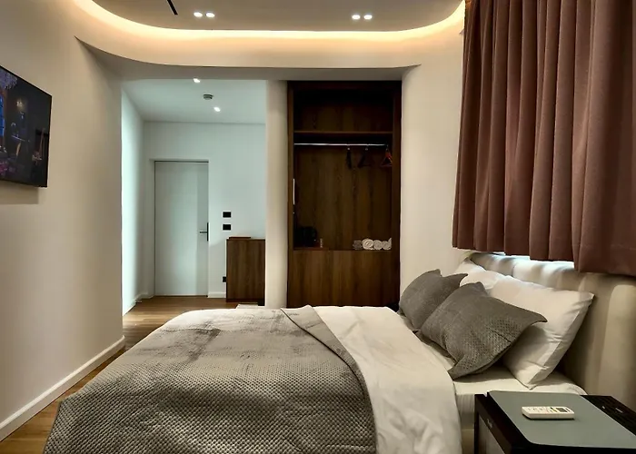 Apartment Fivenco - Private W King Bed Modern *