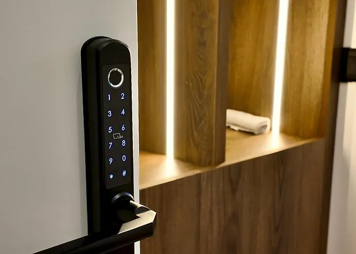 Appartement Fivenco - Private W King Bed Modern *