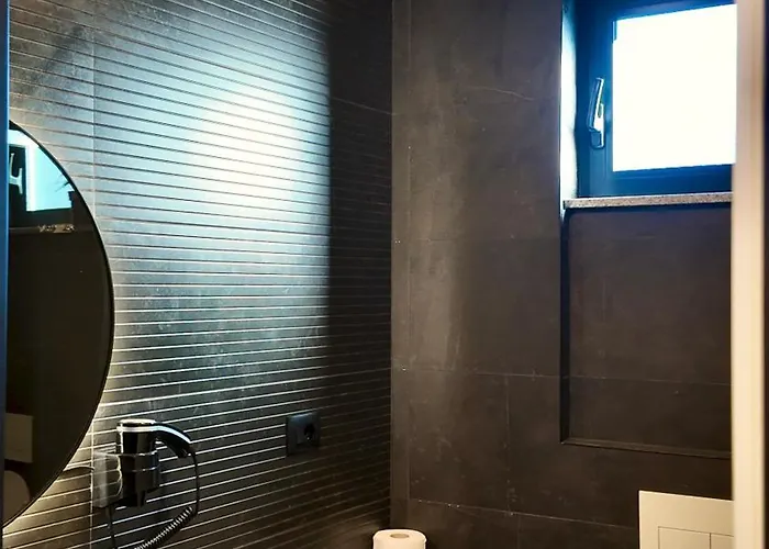 Apartament Fivenco - Private W King Bed Modern