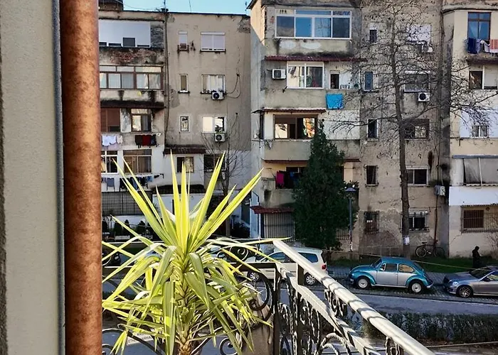 Fivenco - Private W King Bed Modern Tirana