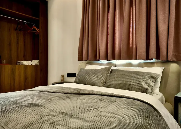 Apartment Fivenco - Private W King Bed Modern *